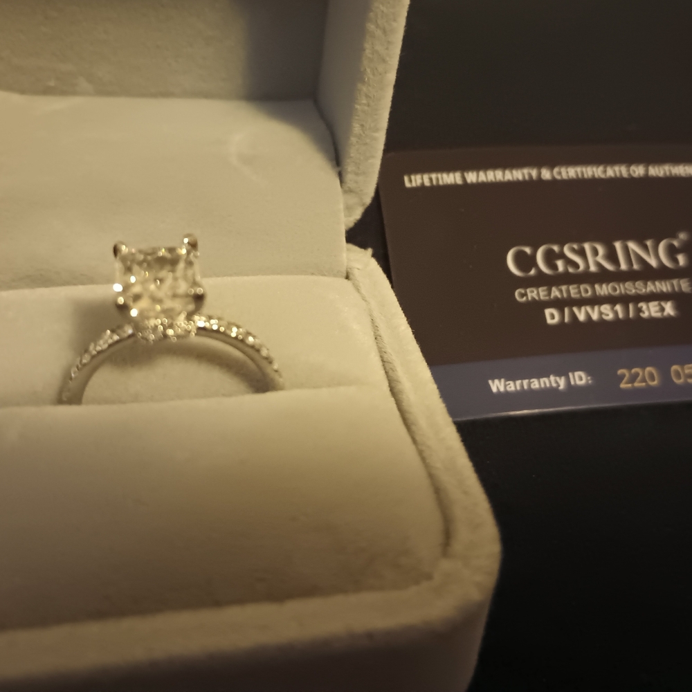 CGSRing Silver Moissanite Sparkle - Picture 4 of 4